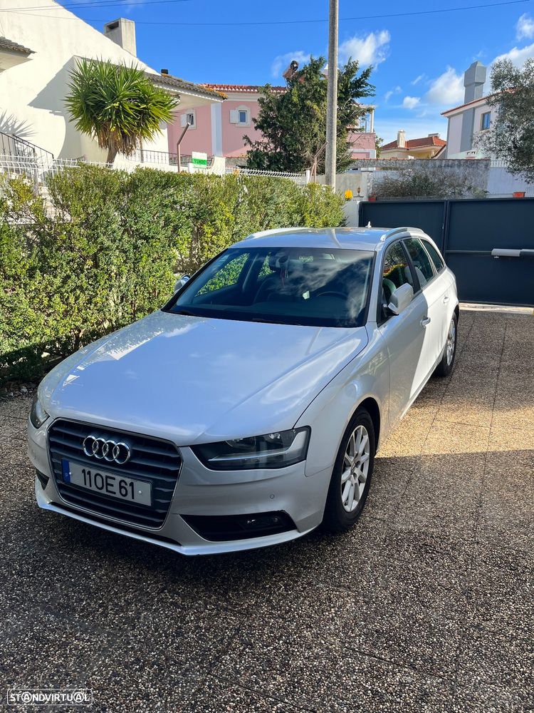 Audi A4 Avant 2.0 TDI Business Line - 1