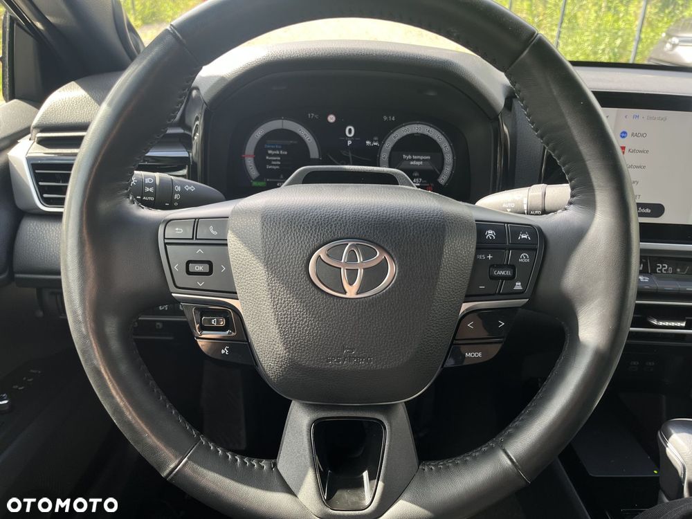 Toyota Camry - 7