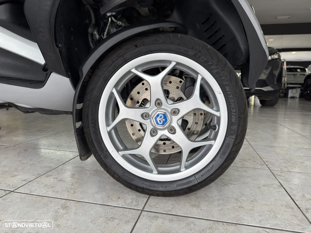 Piaggio MP3 400 HPE - 27