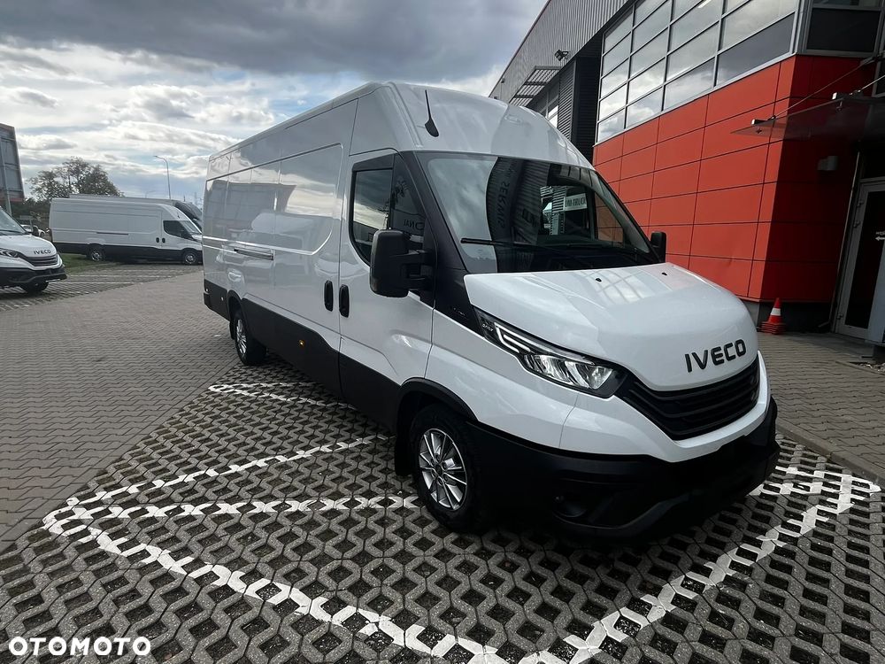 Iveco MEGA WYPRZEDAŻ Ekspozycji - Daily 35s18ha8v - 4