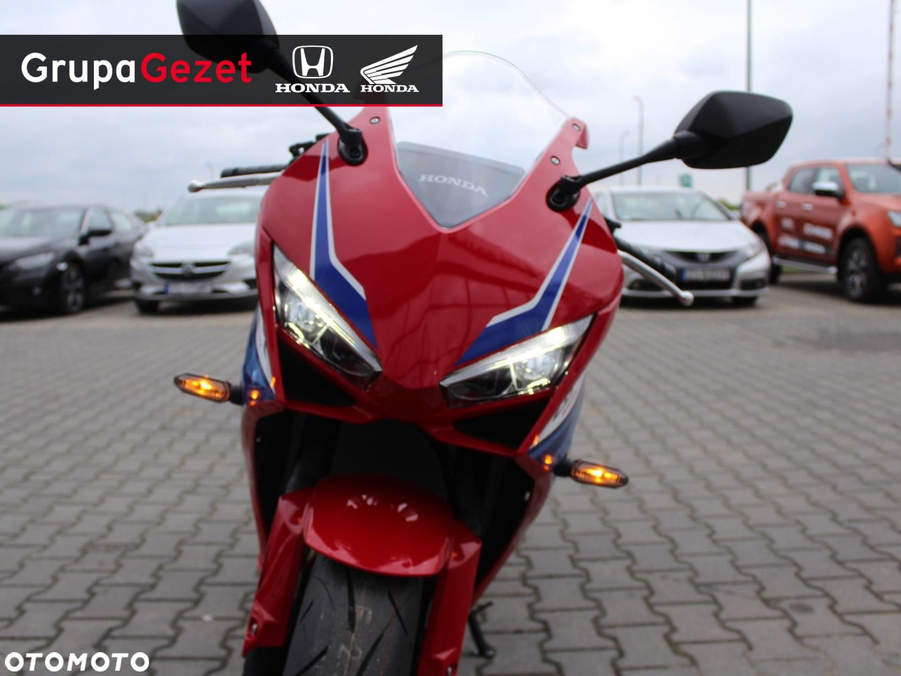 Honda CBR - 11
