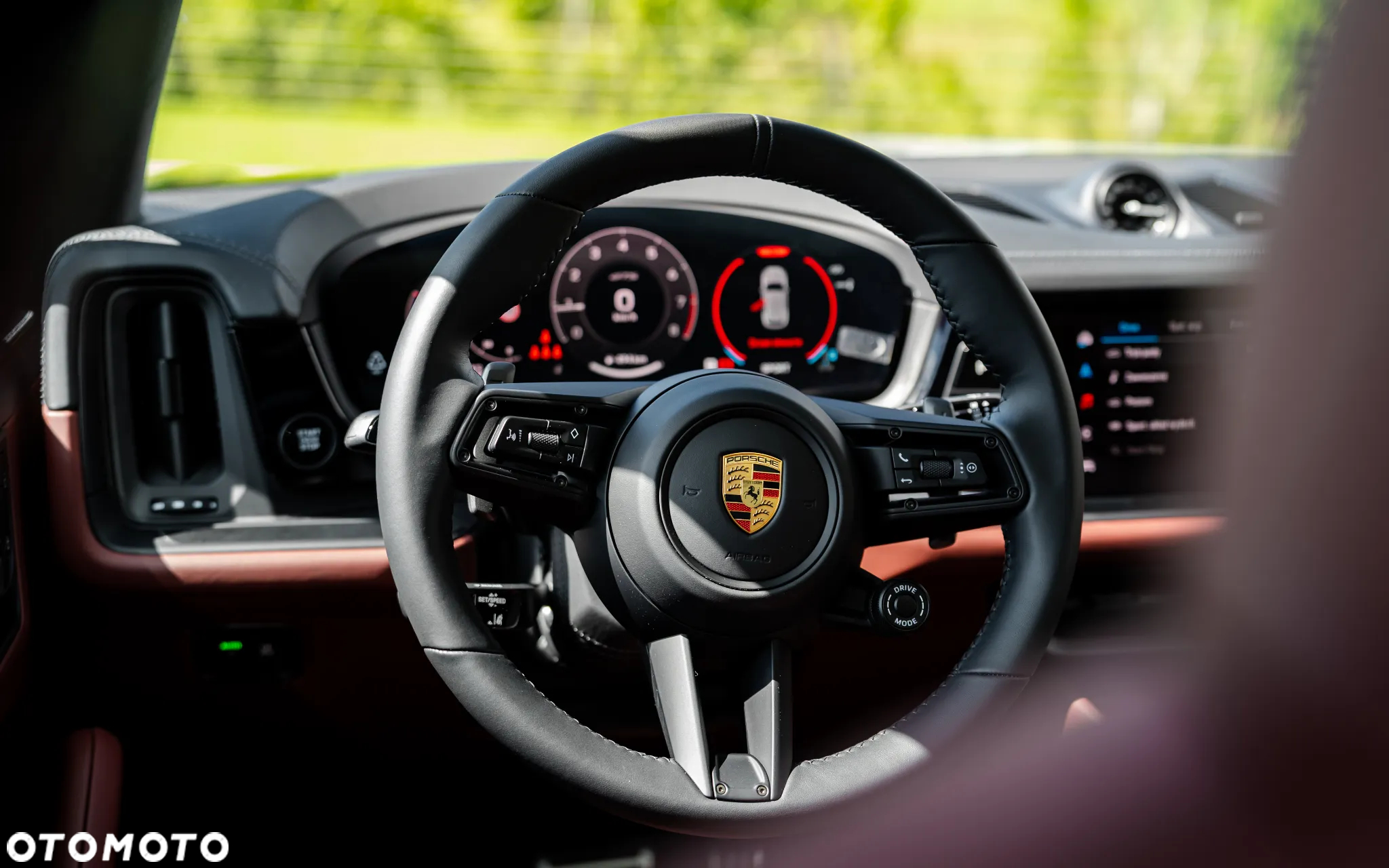 Porsche Cayenne GTS - 19