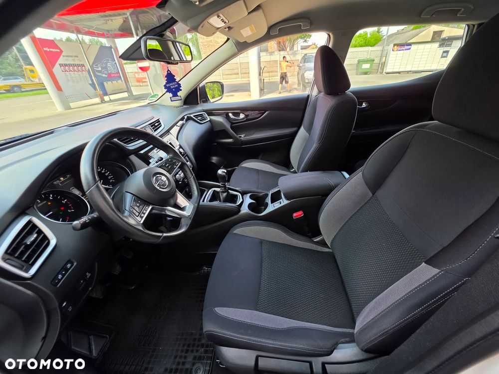 Nissan Qashqai 1.6 dCi 4x4 Acenta S&S - 6