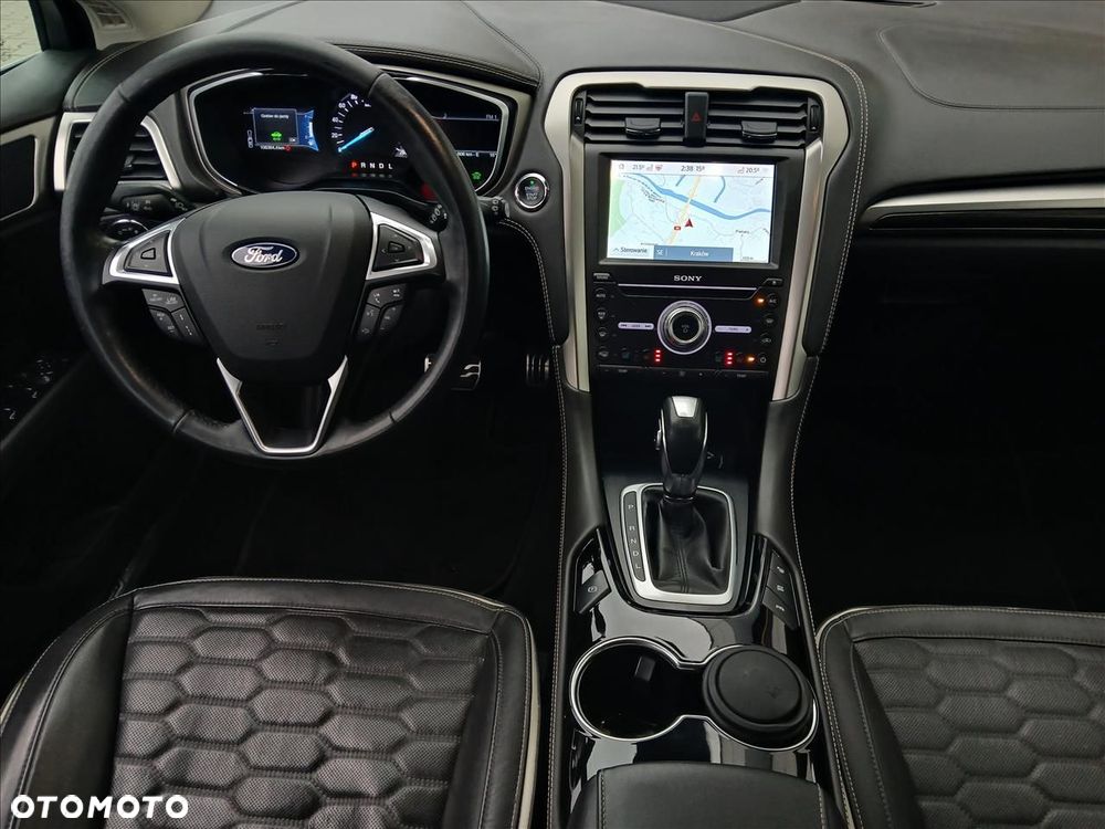 Ford Mondeo 2.0 Hybrid Vignale - 9