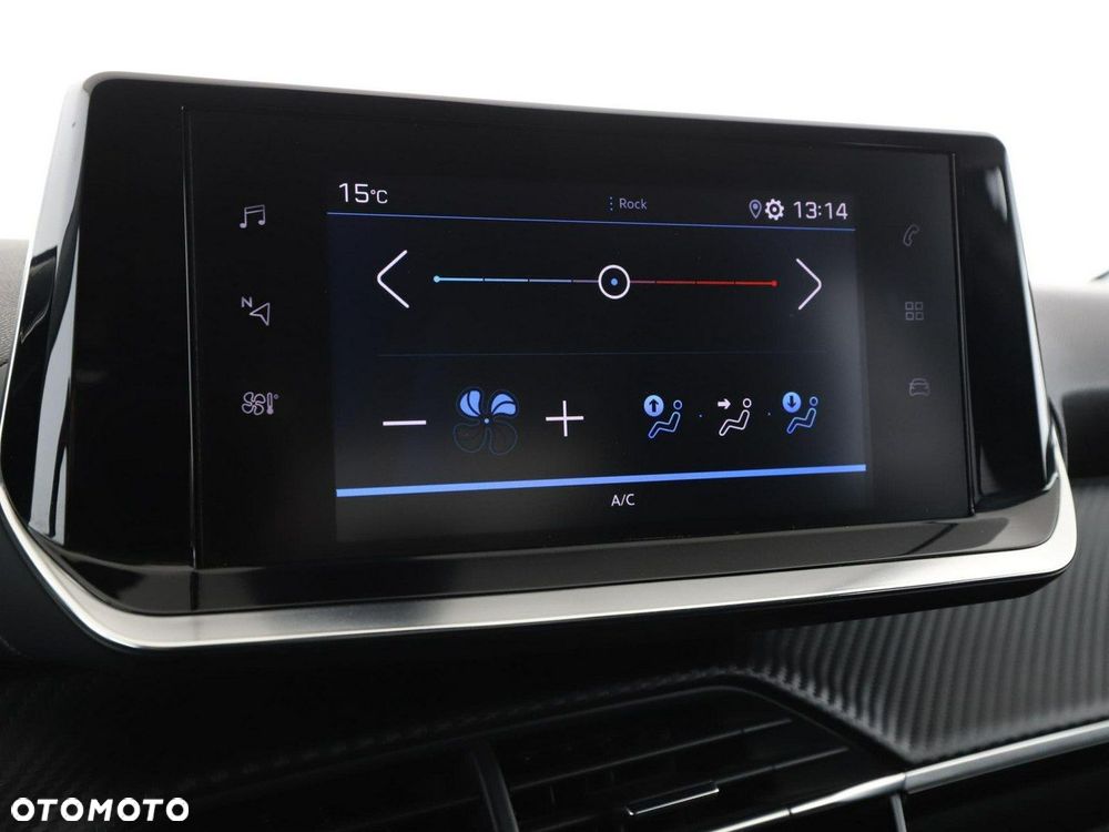 Peugeot 208 PureTech 100 Style - 25