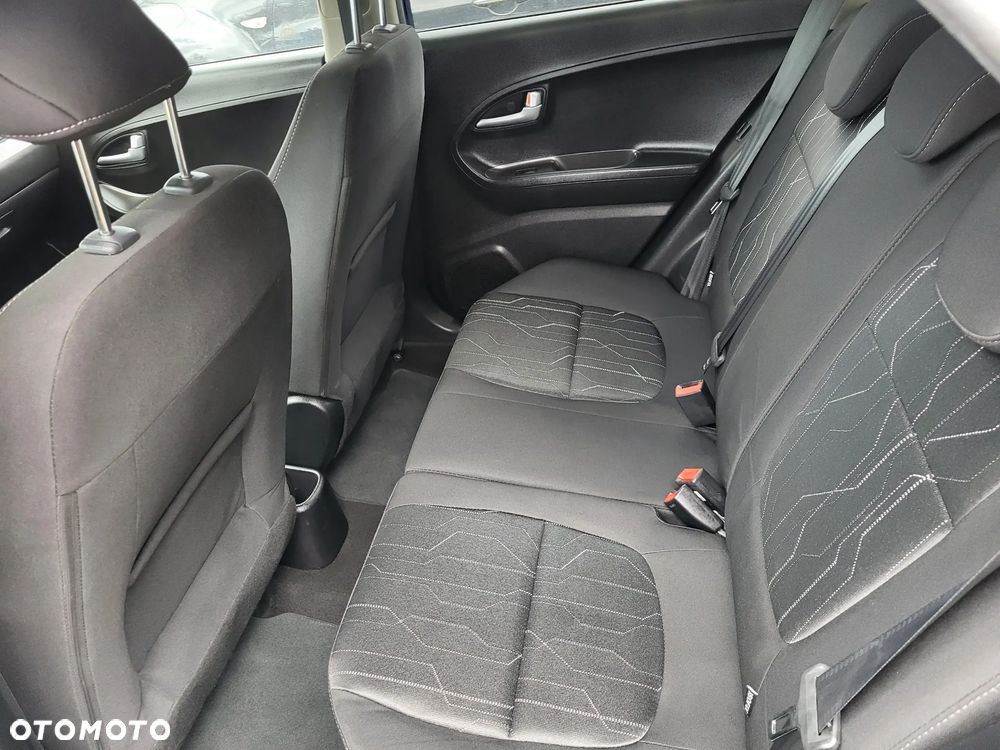 Kia Picanto 1.2 ISG UEFA EURO 2016 - 24