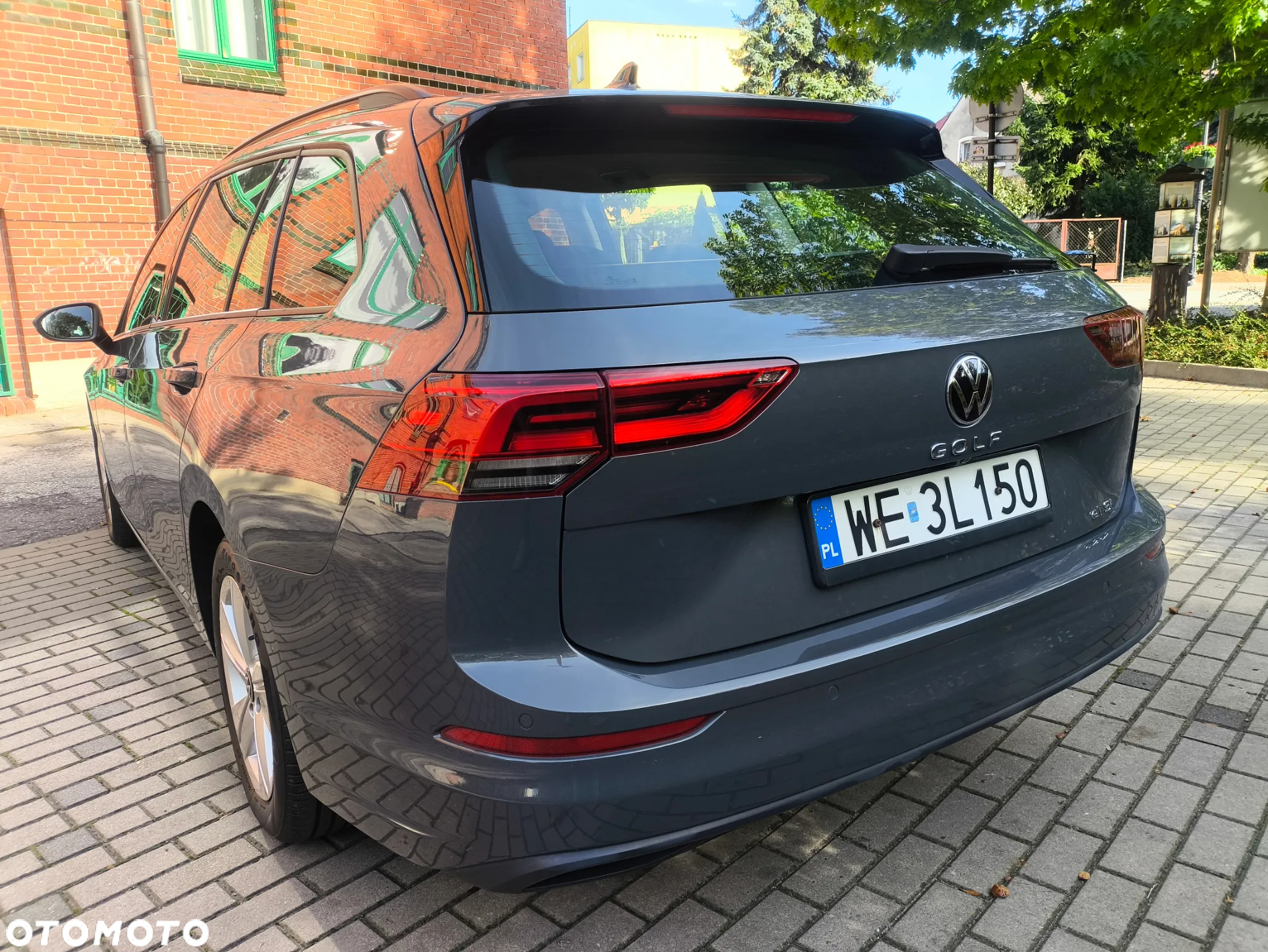 Volkswagen Golf - 6