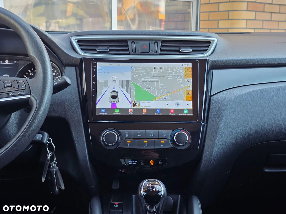 Nissan Qashqai 1.5 dCi N-Connecta - 6