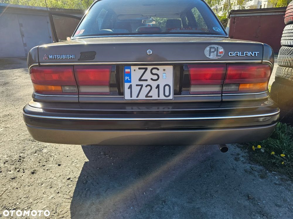 Mitsubishi Galant - 7
