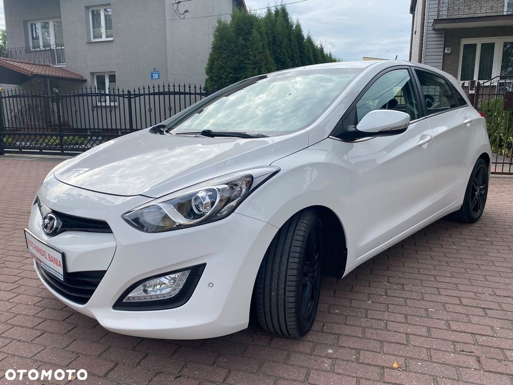 Hyundai i30 1.6 Trend - 15
