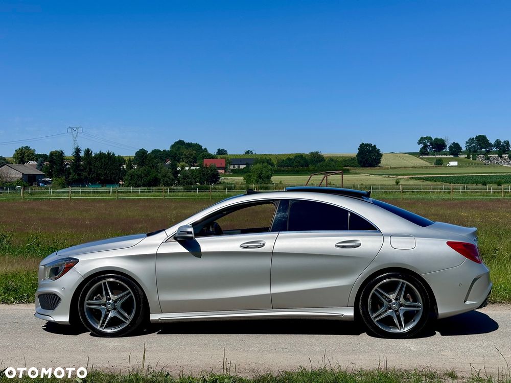 Mercedes-Benz CLA 250 4Matic 7G-DCT AMG Line - 10