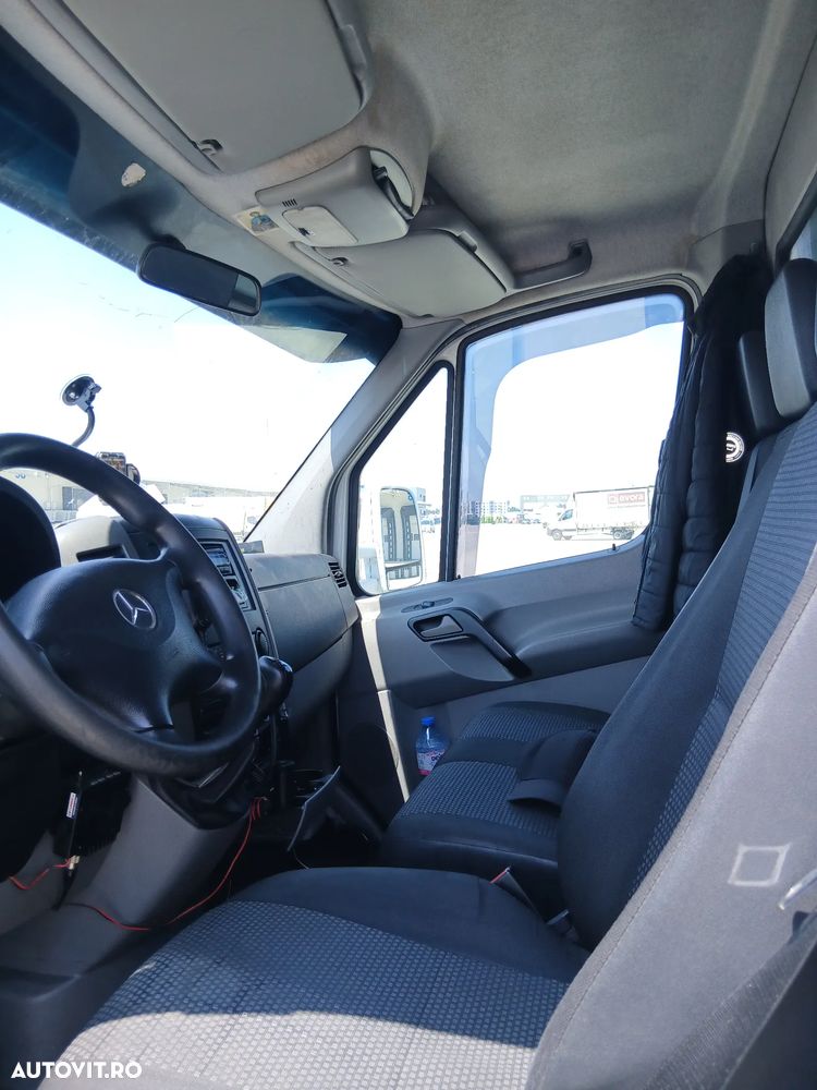 Mercedes-Benz Sprinter - 6