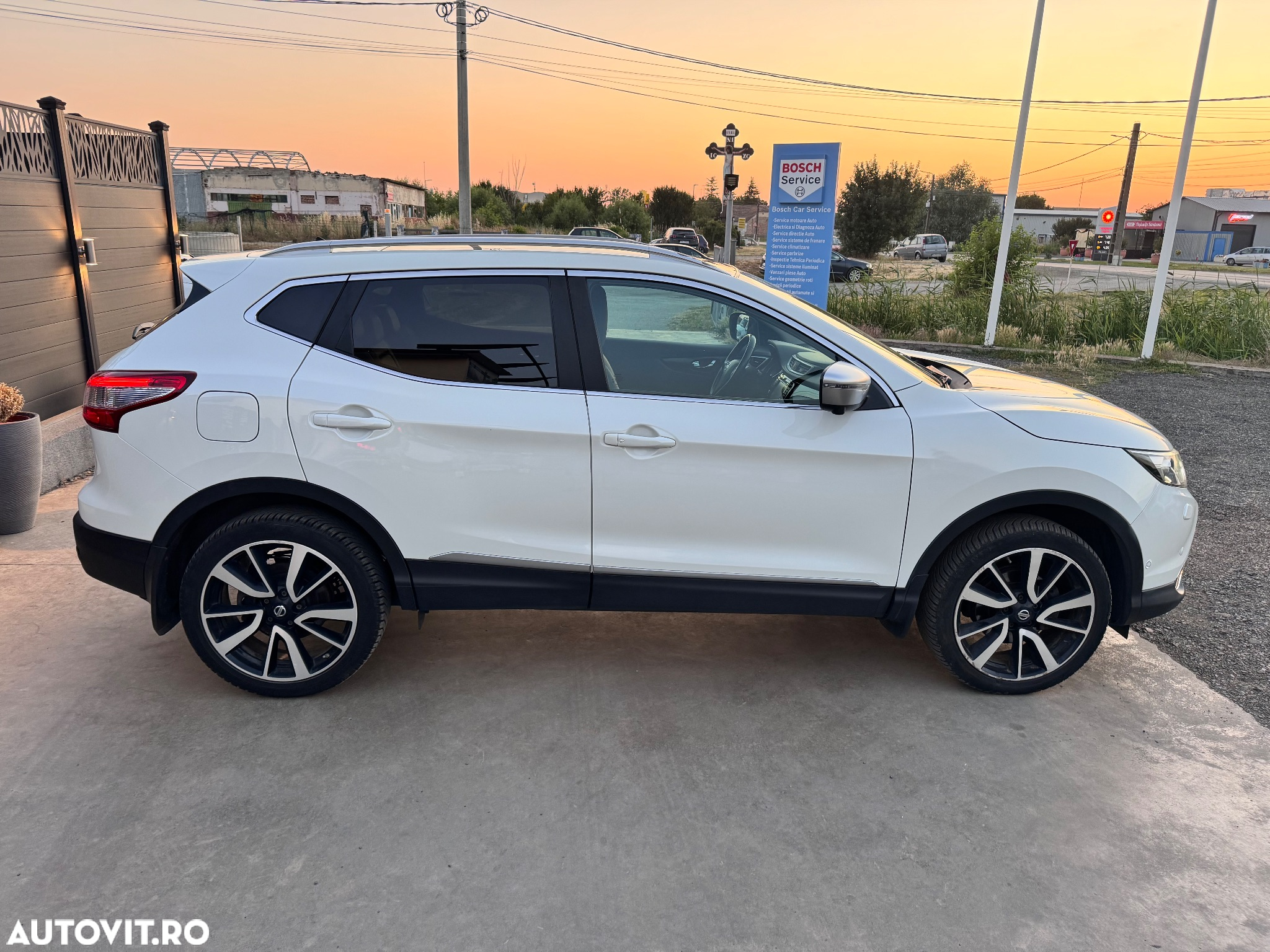 Nissan Qashqai 1.6 DCI TEKNA - 6