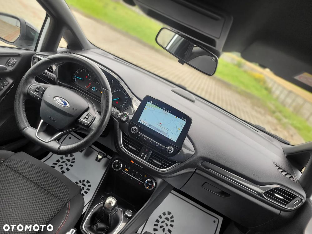 Ford Fiesta 1.1 S&S ST-LINE - 23