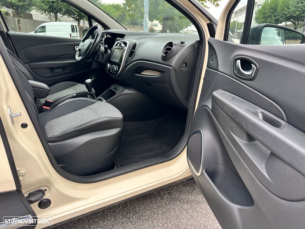 Renault Captur ENERGY TCe 90 S&S Intens - 45