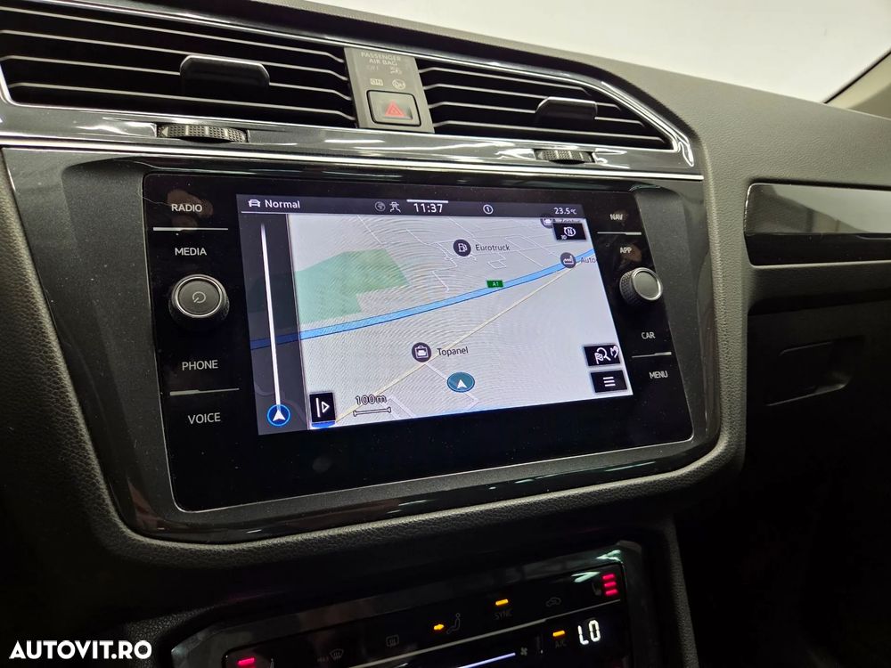 Volkswagen Tiguan 2.0 TDI 4Mot DSG R-Line - 9