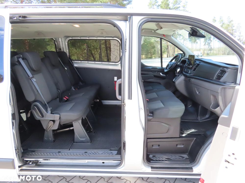 Ford Transit CUSTOM 2.0 TDCi 130 Km L2 Limited Edition W Najbogatszej Wersji Wyposażenia TREND L2H1 LONG Blaszak Furgon 9-Cio Osobowy Stan Jak NOWY POLECAM - 16