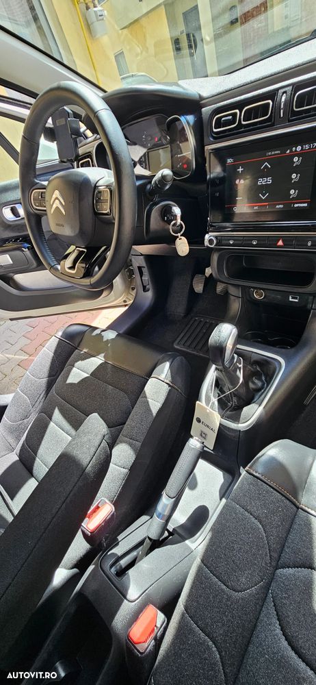 Citroën C3 1.2 PureTech S&S BVM5 Shine - 24