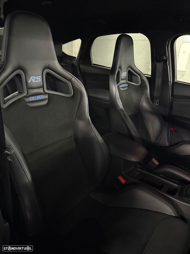 Ford Focus - 12