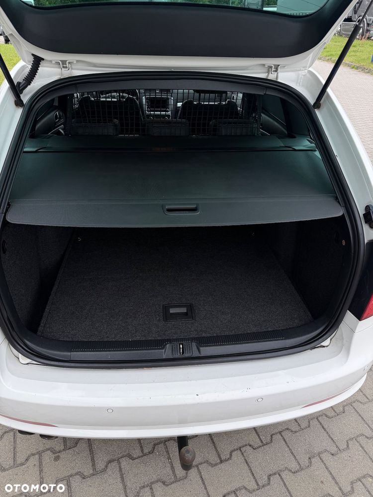 Skoda Octavia 2.0 TDI DPF RS DSG - 23