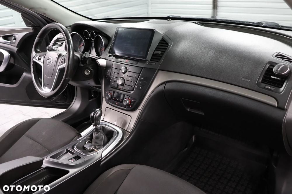 Opel Insignia 2.0 CDTI Active - 10
