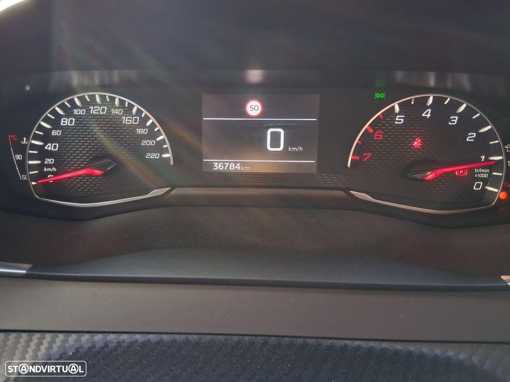 Peugeot 2008 1.2 PureTech Active - 18