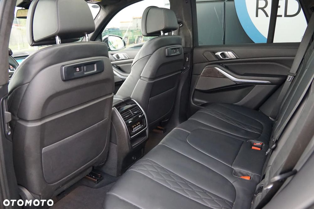 BMW X5 M M50d - 26