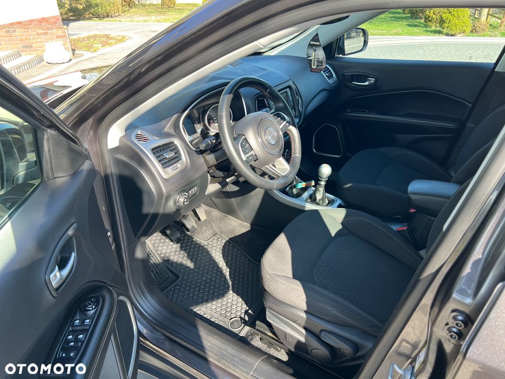 Jeep Compass 1.4 MultiAir Longitude - 15