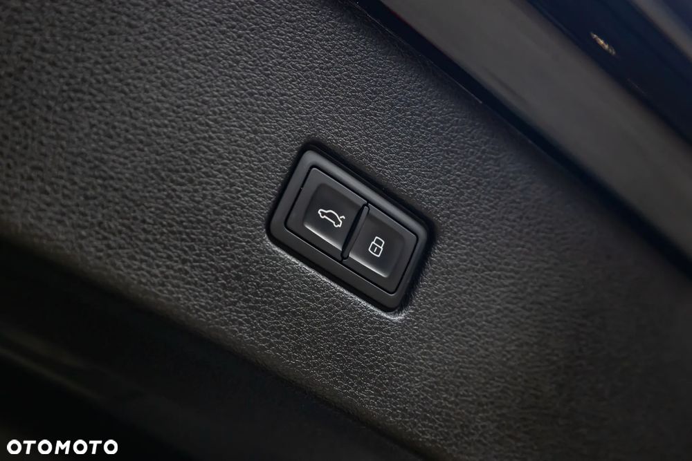 Audi Q8 50 TDI mHEV Quattro Tiptronic - 36