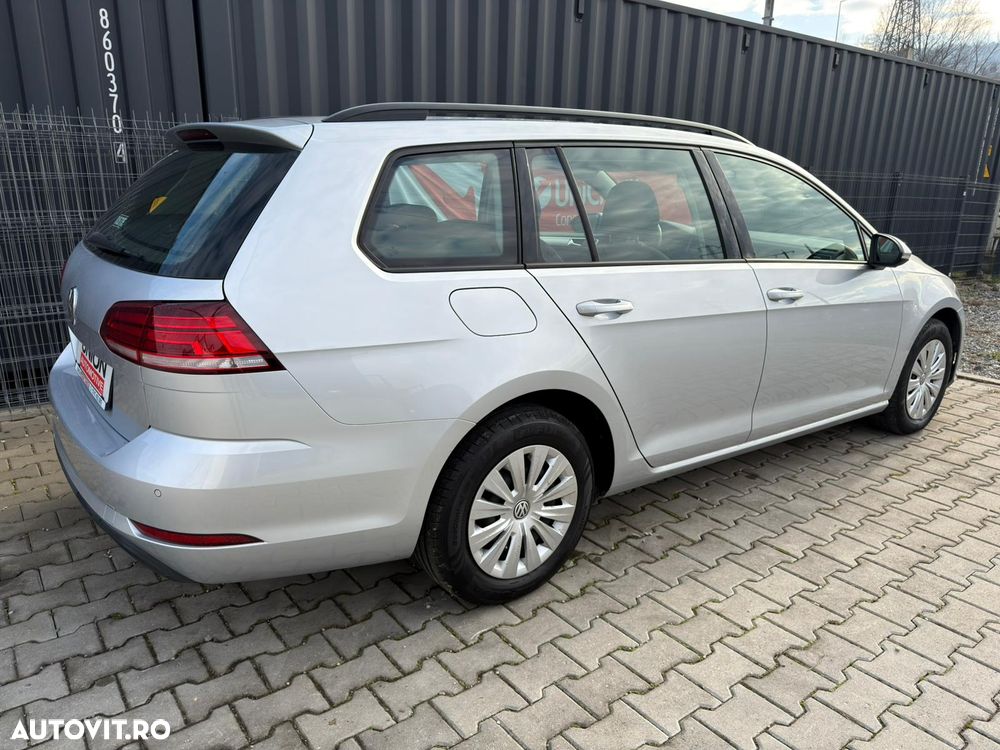 Volkswagen Golf 1.6 TDI SCR Comfortline - 7