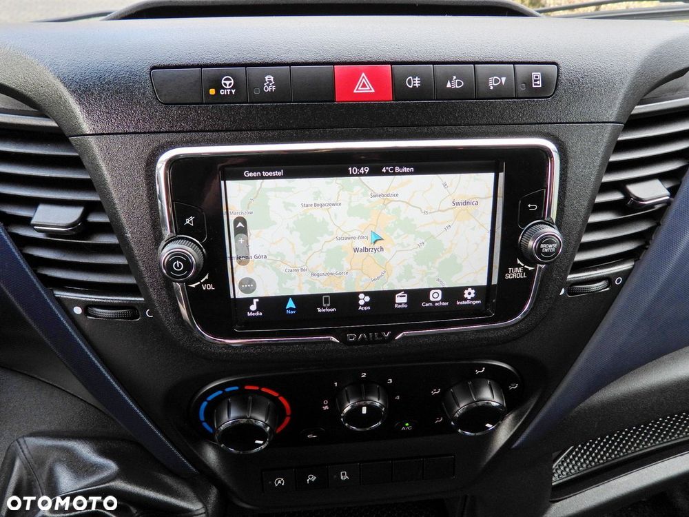 Iveco DAILY 35S14 FURGON CHŁODNIA  -10*C ZASILANIE 230V TEMPOMAT NAWIGACJA AUTOMAT HI-MATIC KLIMATYZACJA  140KM - 35