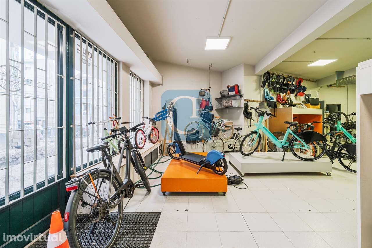 Espaço comercial em Cedofeita, Porto - Grande imagem: 3/26
