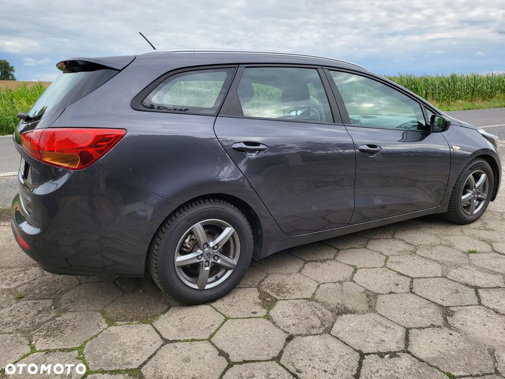 Kia Ceed - 20