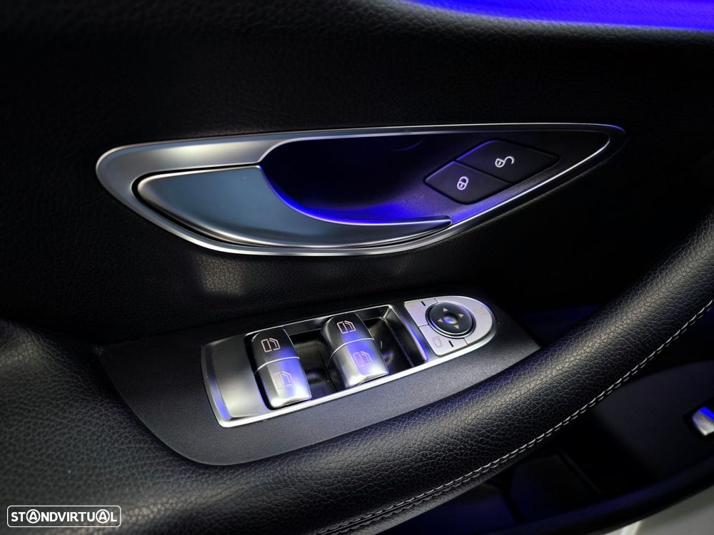 Mercedes-Benz E 220 d 4Matic 9G-TRONIC AMG Line - 22