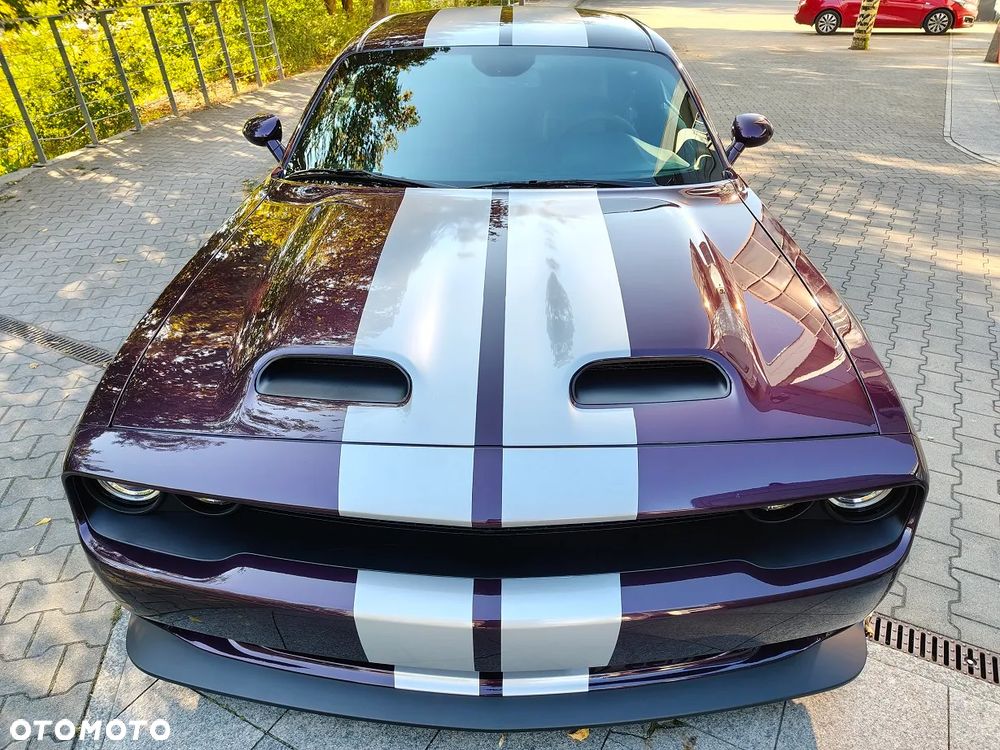Dodge Challenger - 29