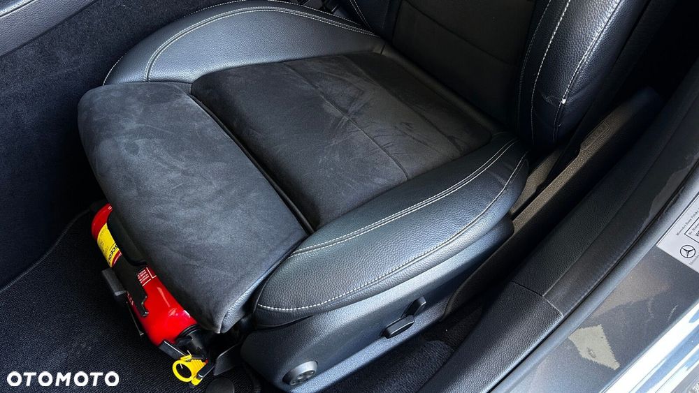 Mercedes-Benz Klasa E 220 d 4-Matic AMG - 13