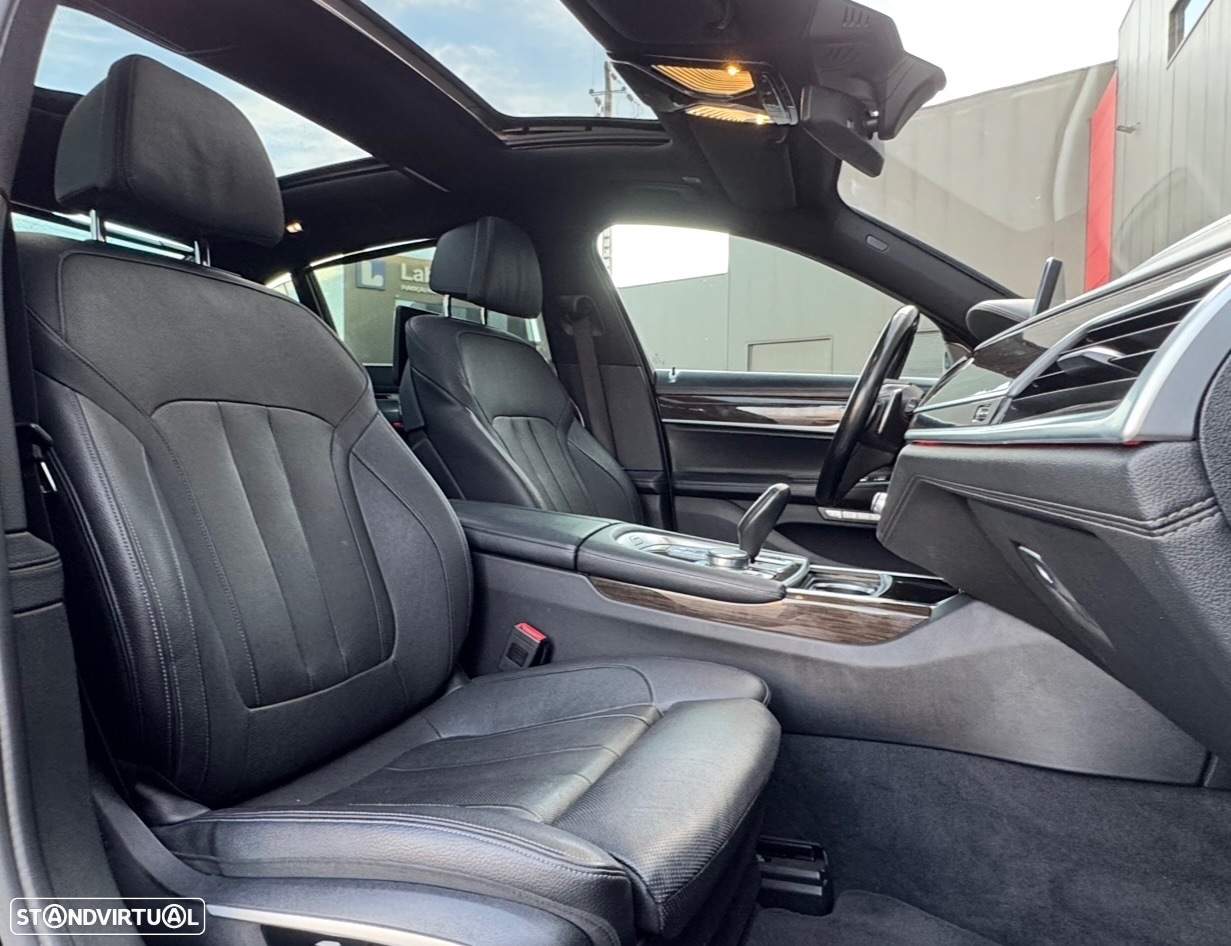 BMW 730 d Pack M - 31