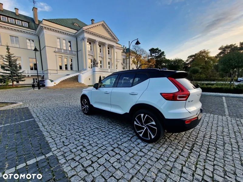 Volvo XC 40 T5 AWD R-Design - 10