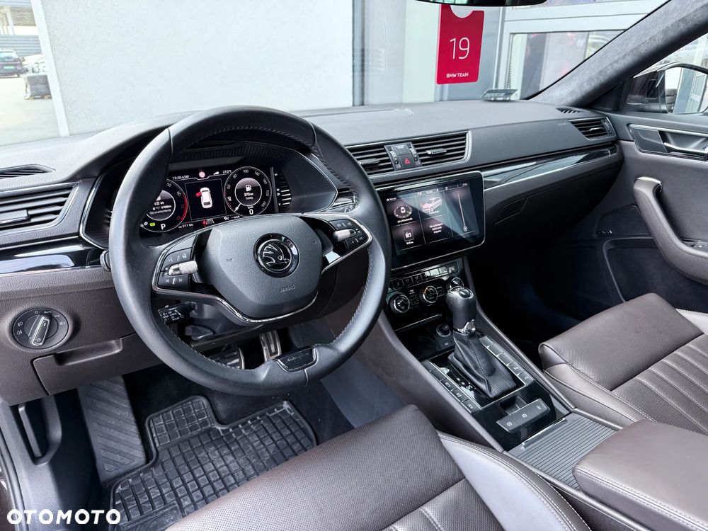Skoda Superb 2.0 TSI L&K DSG - 19
