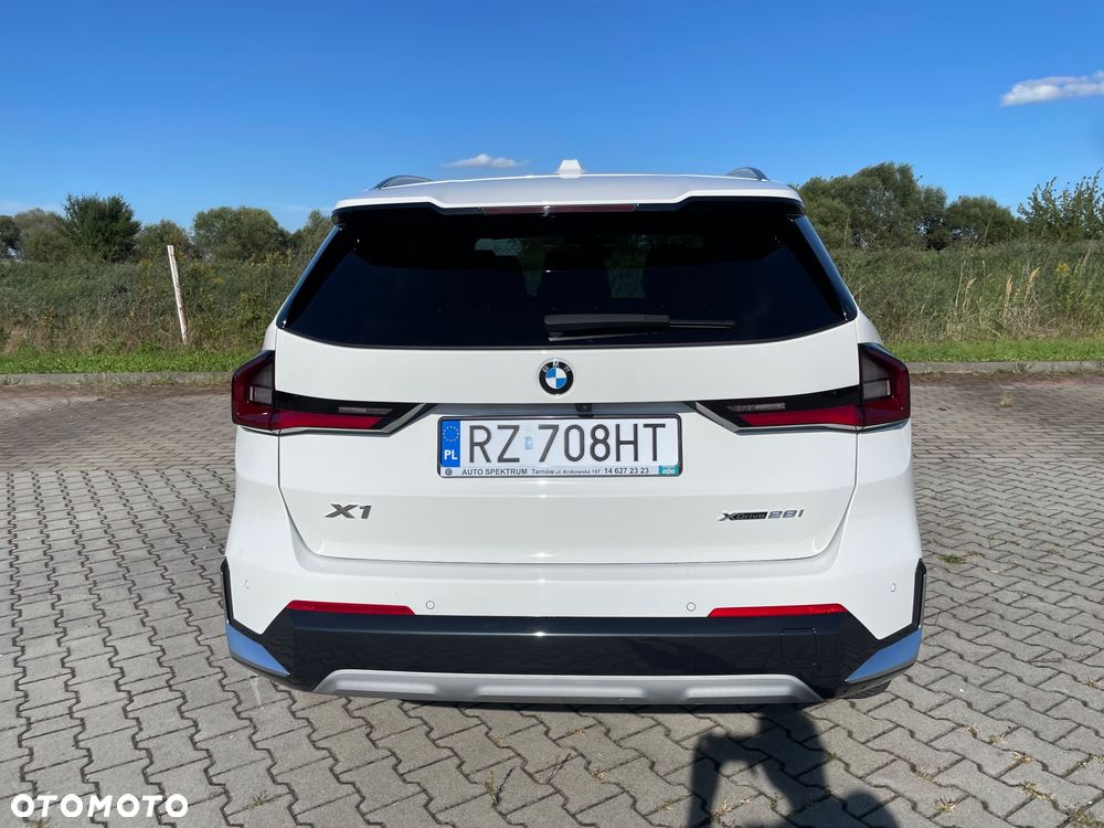 BMW X1 xDrive23i mHEV xLine - 6