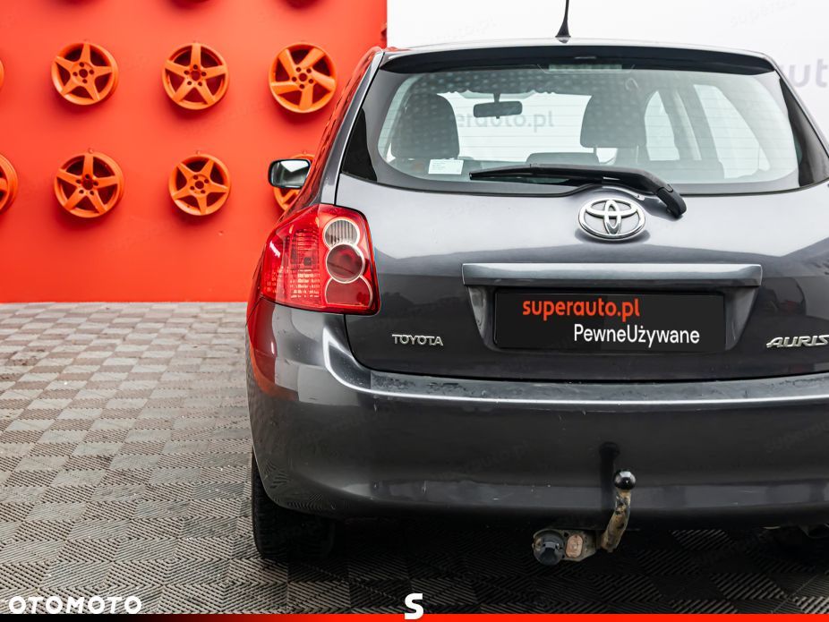 Toyota Auris - 22