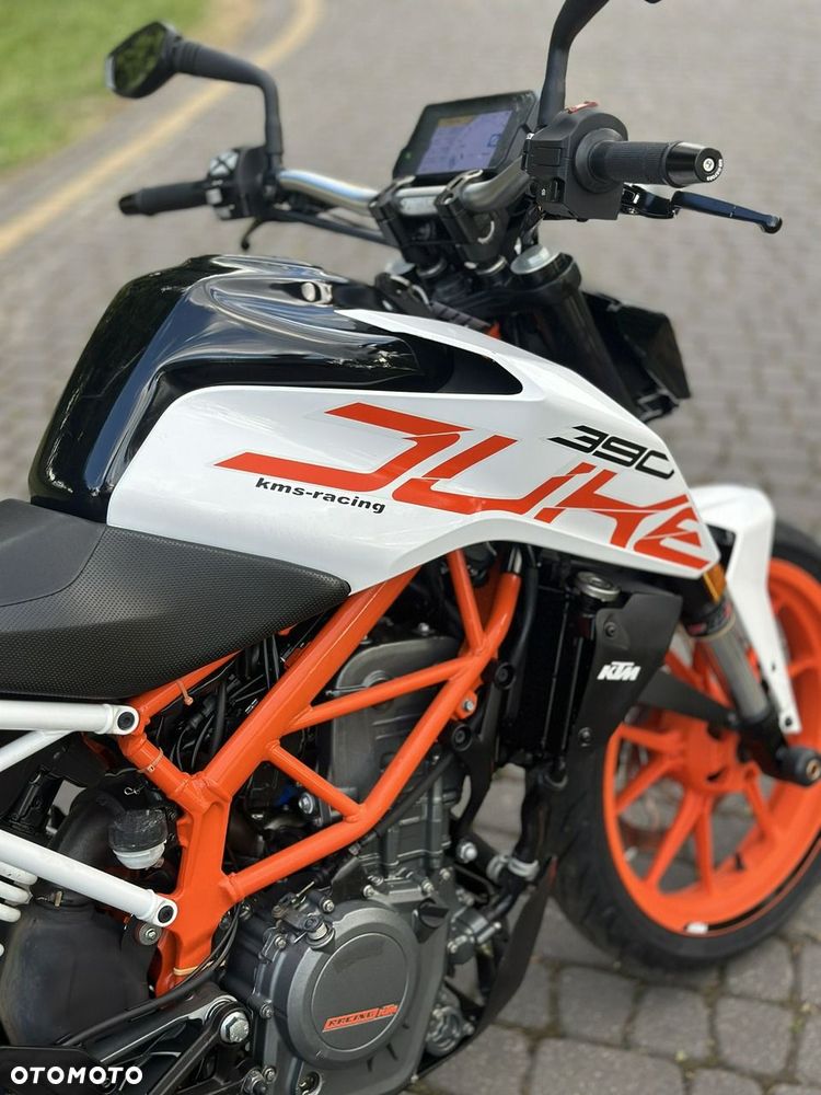 KTM Duke - 23