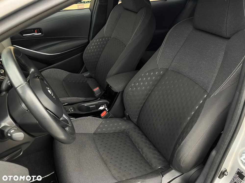 Toyota Corolla 1.8 Hybrid Comfort - 37
