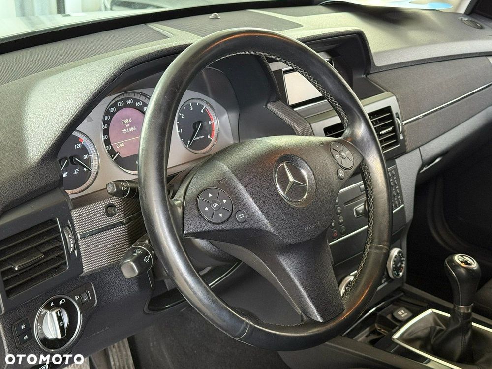 Mercedes-Benz GLK - 6