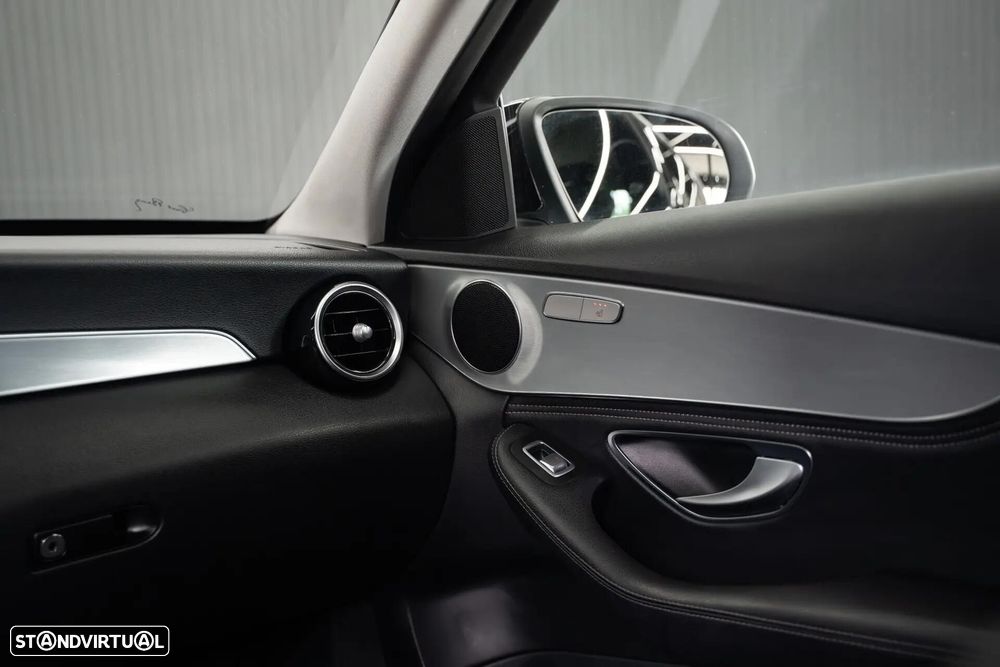 Mercedes-Benz C 250 CDi Avantgarde BlueEfficiency Aut. — fotografia 44