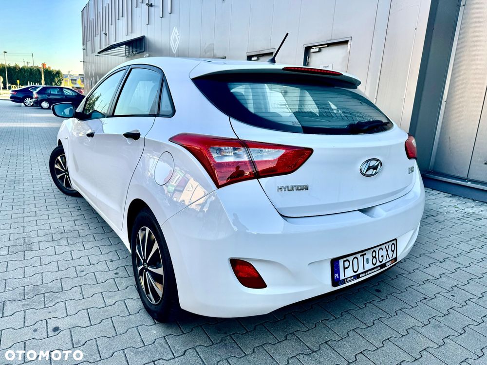Hyundai i30 1.4 Premium - 21