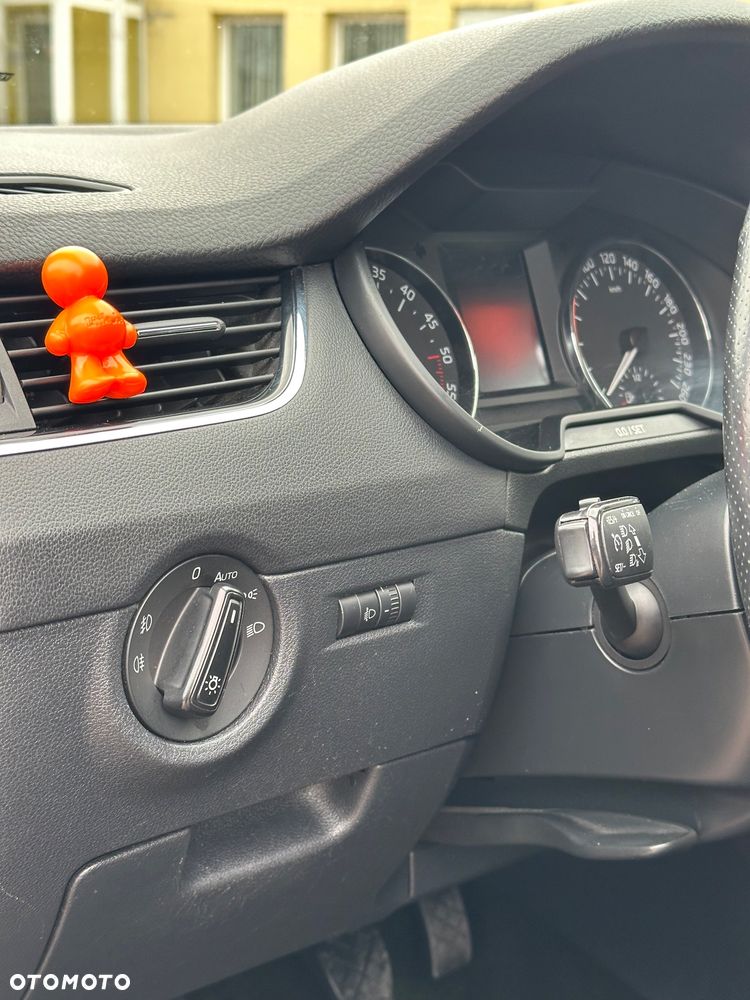 Skoda Octavia 1.6 TDI (Green tec) 4x4 Joy - 7