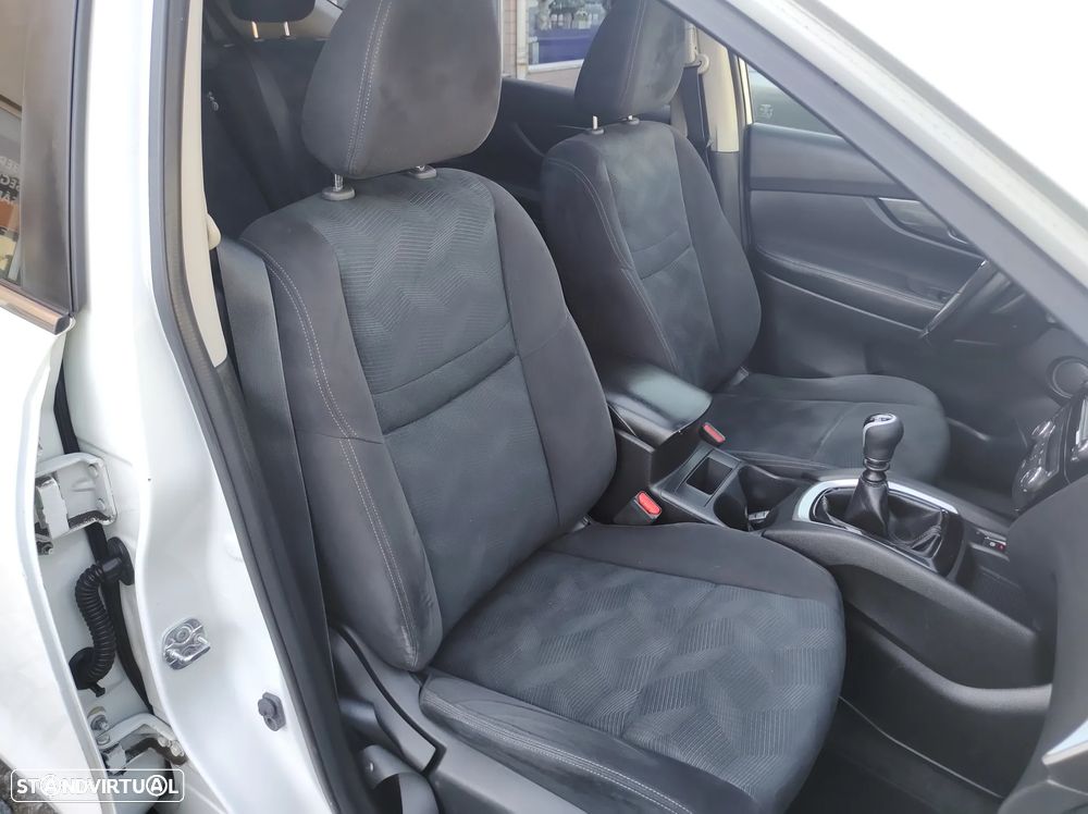 Nissan X-Trail 1.6 dCi 360 - 19