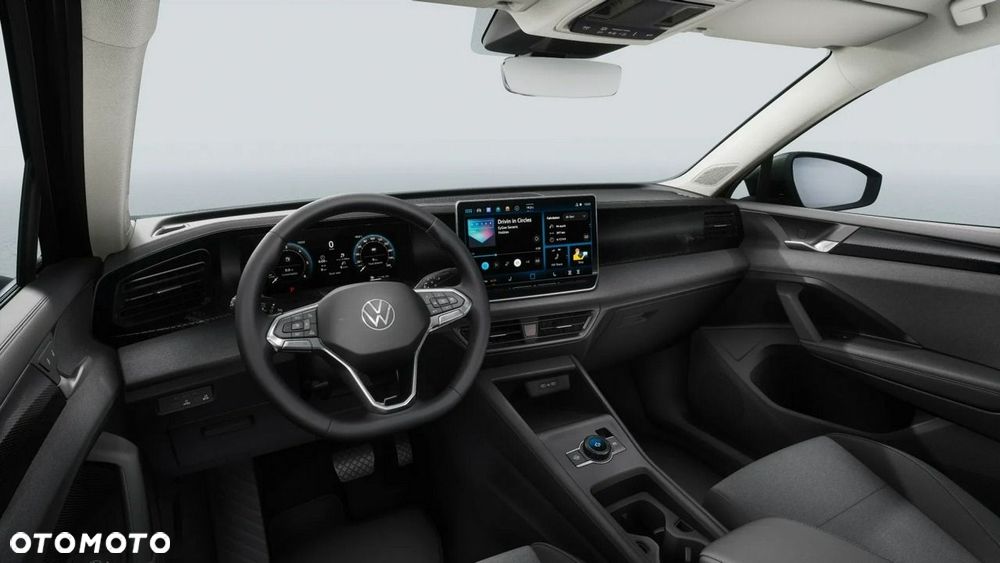 Volkswagen Tiguan - 11