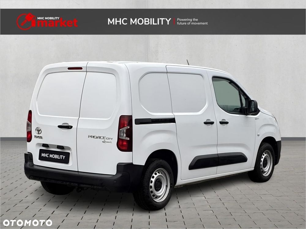 Toyota Proace City 1.2 D-4T 2,3t Active - 6